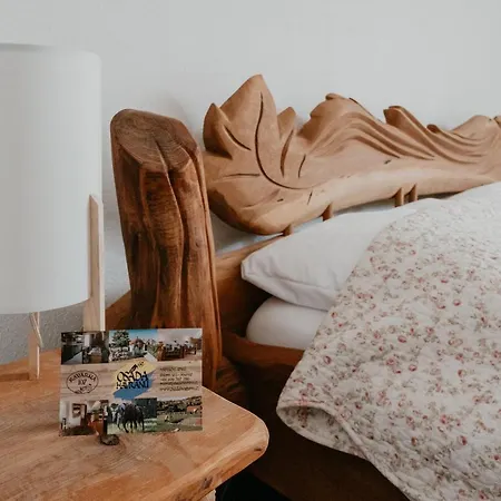 Osada Havranu بيت ضيافة 3*