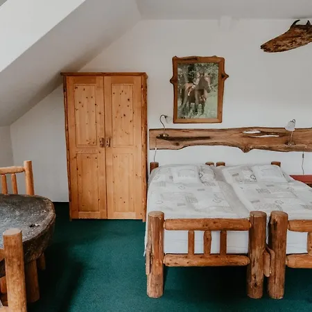 Osada Havranů 3* Hnanice (Znojmo)