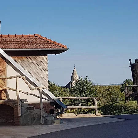 Osada Havranu Pensionat Hnanice (Znojmo)