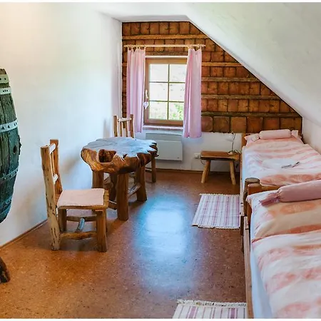 Osada Havranů 3* Hnanice (Znojmo)