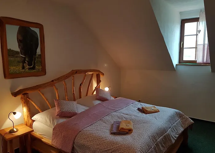 Osada Havranu Guest house Hnanice (Znojmo)